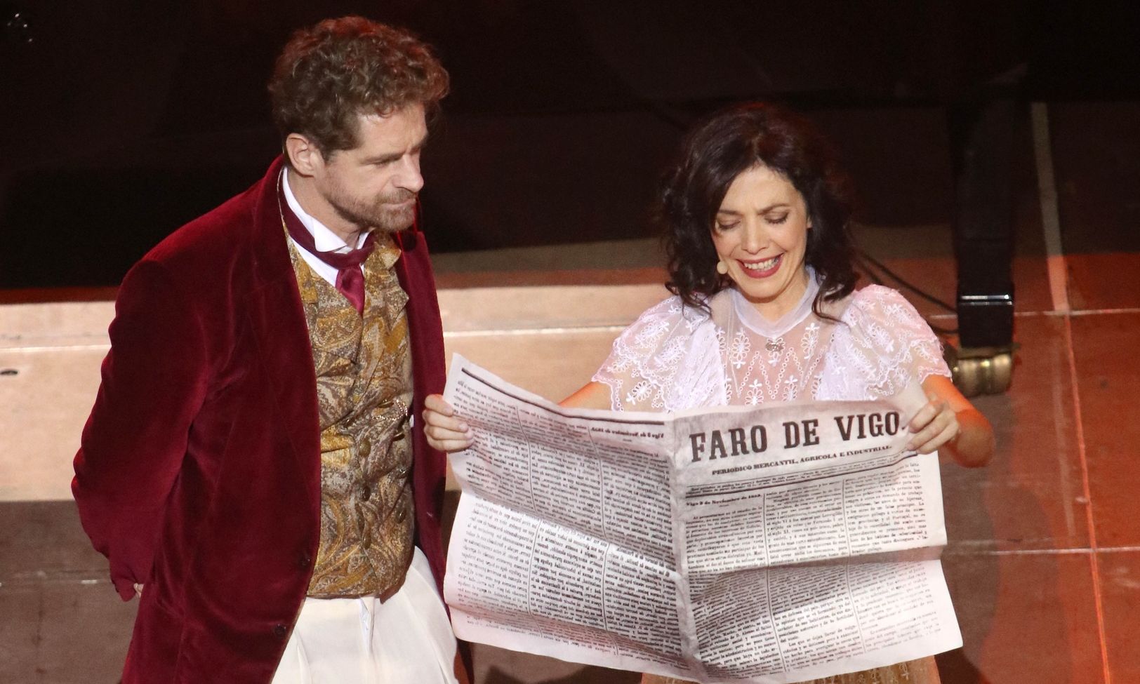 Λαμπροπούλου-Λάλος: Δημοσίευμα τούς θέλει να ζουν ήδη κάτω από την ίδια στέγη!