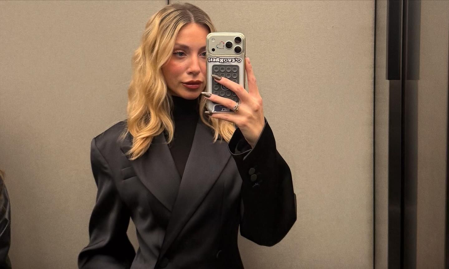 Καληφώνη: Ξέσπασε μετά από σχόλια για την εμφάνισή της-Φτάνει πια, αν κάτι δεν θα πείραζα είναι αυτό