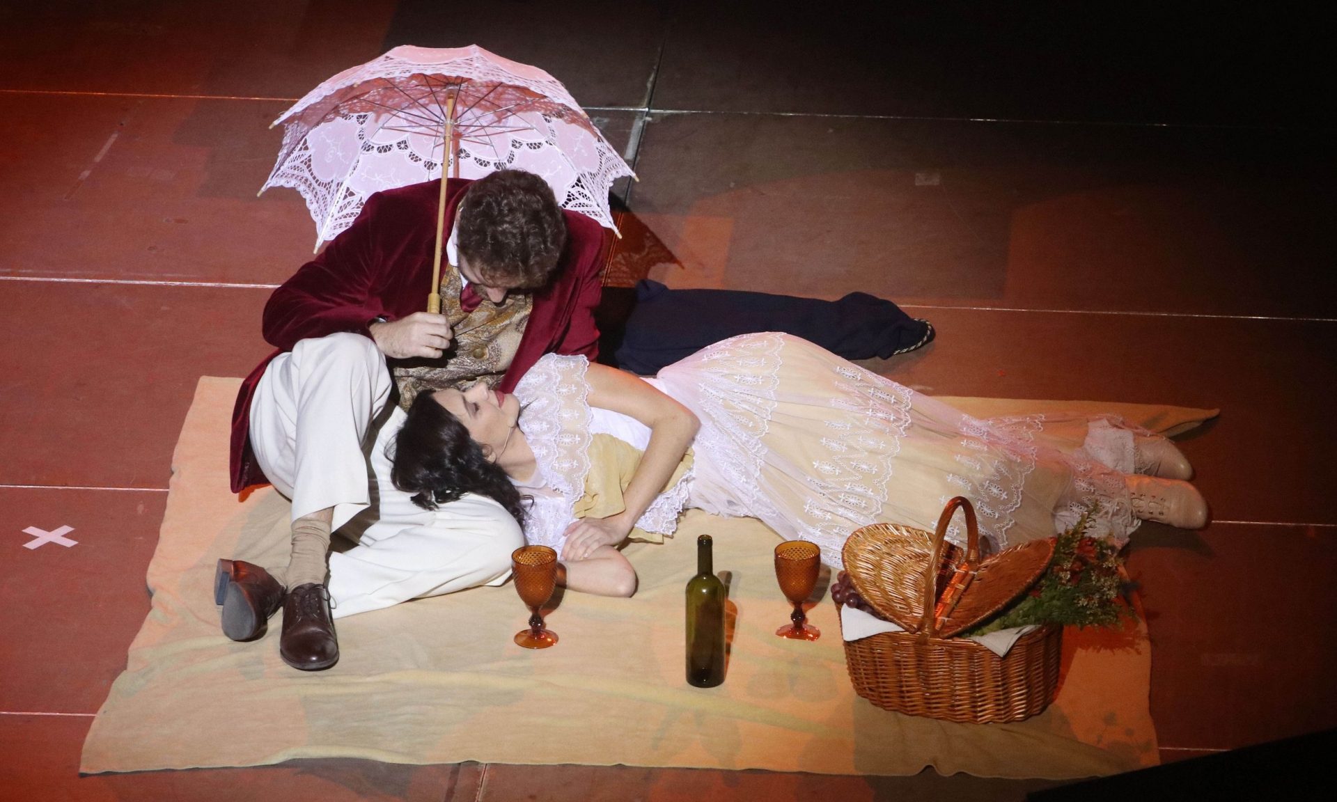 Λαμπροπούλου-Λάλος: Κοινές διακοπές στο Ιόνιο