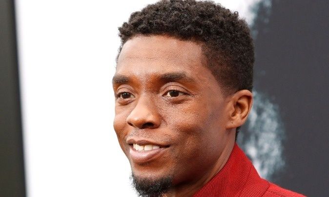 Ο Τσάντγουικ Μπόουζμαν θα τιμηθεί -μετά θάνατον- με αστέρι στη Λεωφόρο της Δόξας στο Χόλιγουντ