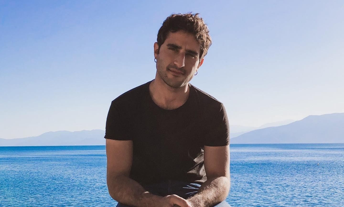 Βασιλώττος: Μου αρέσουν οι ρόλοι που έχουν κάτι να πουν, είτε σε σύγχρονη είτε σε σειρά εποχής