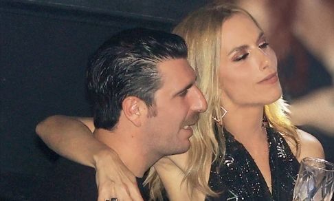 Παπαδημητρίου - Γεροντιδάκης: Αγκαλιασμένοι και τρελά ερωτευμένοι σε νυχτερινό κέντρο