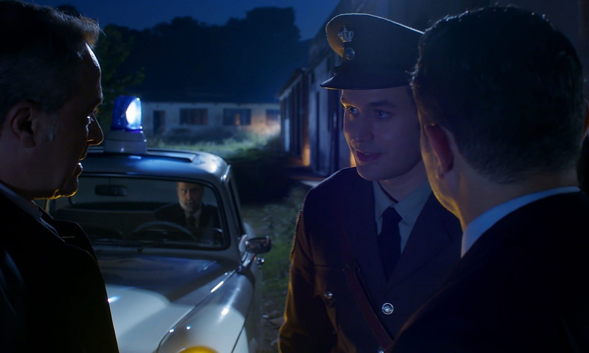 Άγιος έρωτας: Ο Μαρκόπουλος συλλαμβάνεται!