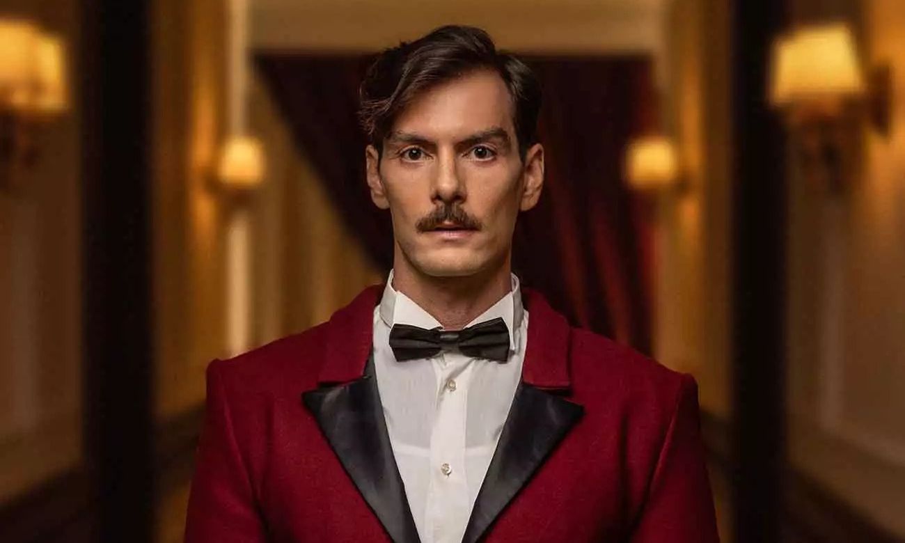 Grand Hotel – O Πέτρος επιστρέφει στο ξενοδοχείο – Ο Ρήγας πυροβολεί τον Άρη