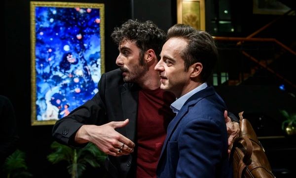 Ατύχημα για Αλειφερόπουλο και Μήλια στο θέατρο - Η ανακοίνωση για την αναβολή των παραστάσεων