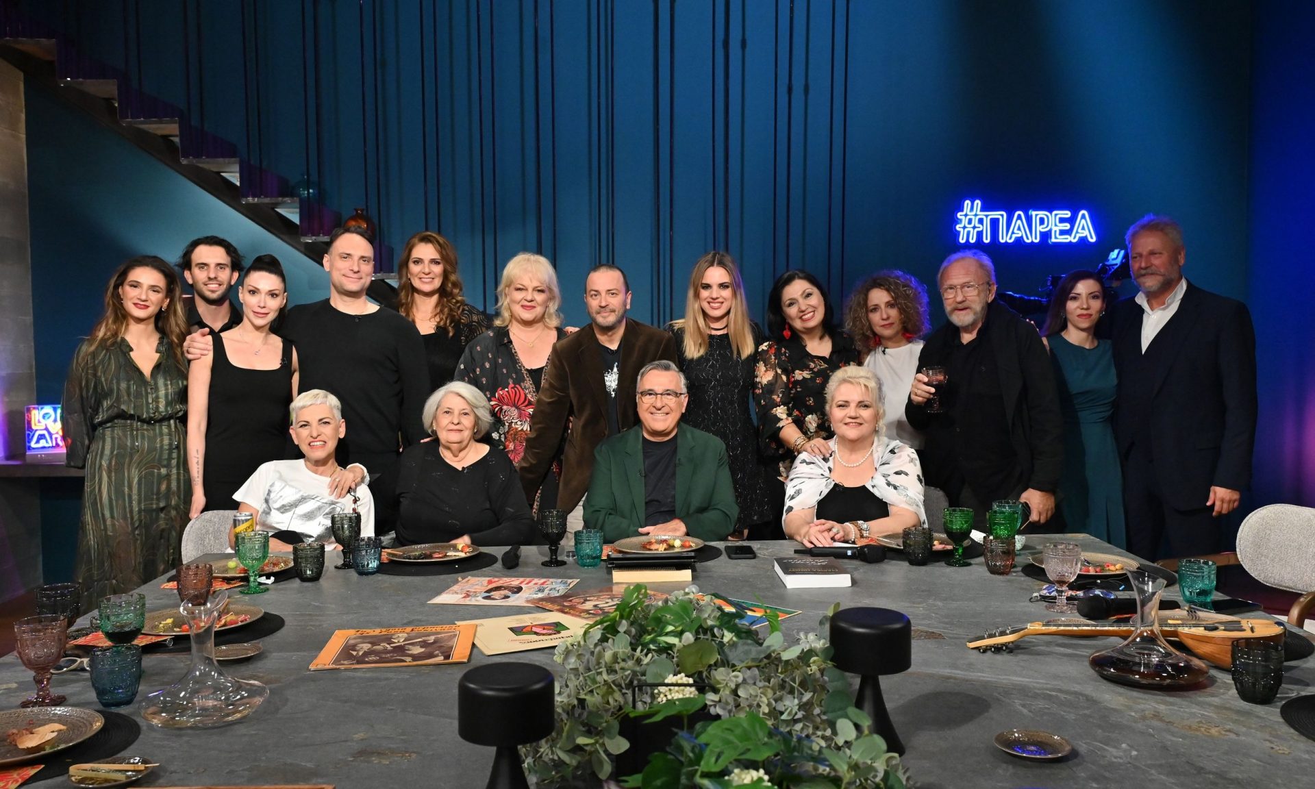 Παρέα με τον Γιώργο Κουβαρά – Αφιέρωμα στις γυναίκες του ρεμπέτικου