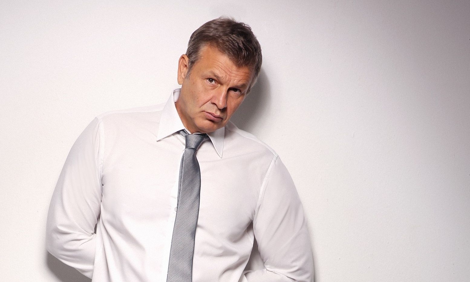 Απόστολος Γκλέτσος: «Έρχεσαι πρωί πρωί να με ρωτήσεις γι’ αυτό; Αν είναι δυνατόν!»