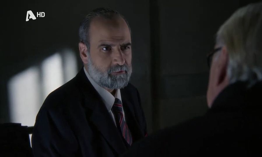 Άγιος έρωτας: Σκληρή τιμωρία για τη Μάρω - Ο Μαρκόπουλος της δίνει ένα μάθημα