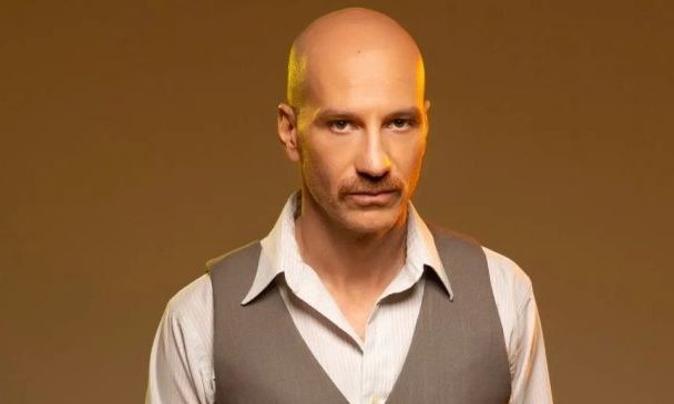 Νικόλας Παπαγιάννης: Αγαπάω τα ζευγάρια. Μένουν ως το τέλος, χέρι-χέρι