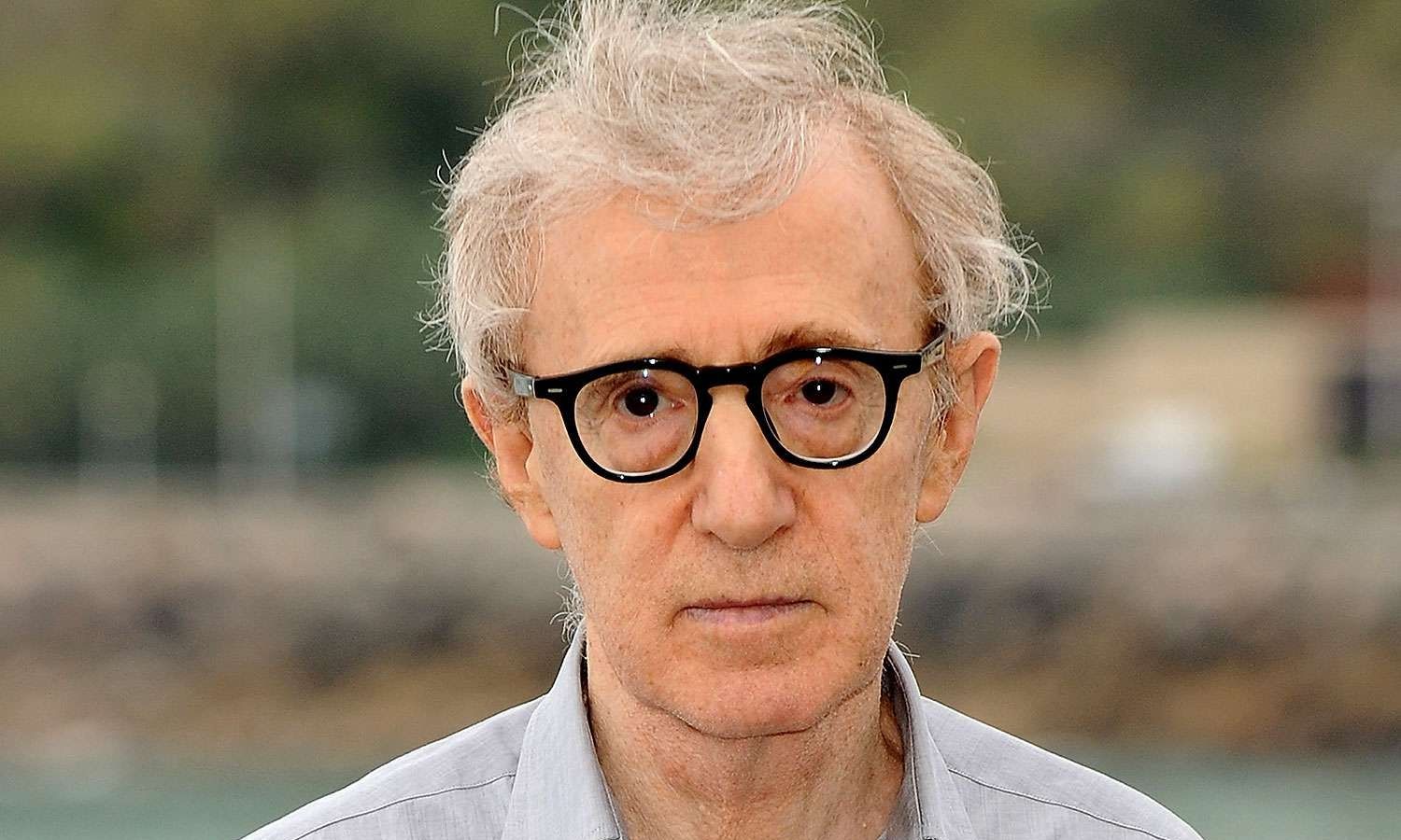 Ο Γούντι Άλεν γίνεται 90-Η ζωή, οι ταινίες & τα σκάνδαλα του ανθρώπου που σημάδεψε τον κινηματογράφο