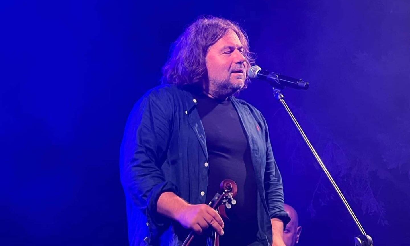 Στης εκκλησίας την πόρτα - Μάνος Πυροβολάκης: «Το τραγούδι αυτό θα έλεγα πως ήταν προφητικό»