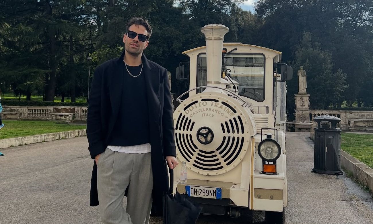 Ο Κωνσταντίνος Αργυρός είναι ερωτευμένος με τη Ρώμη και δεν το κρυβει - Οι φωτό σαν καρτ ποστάλ!