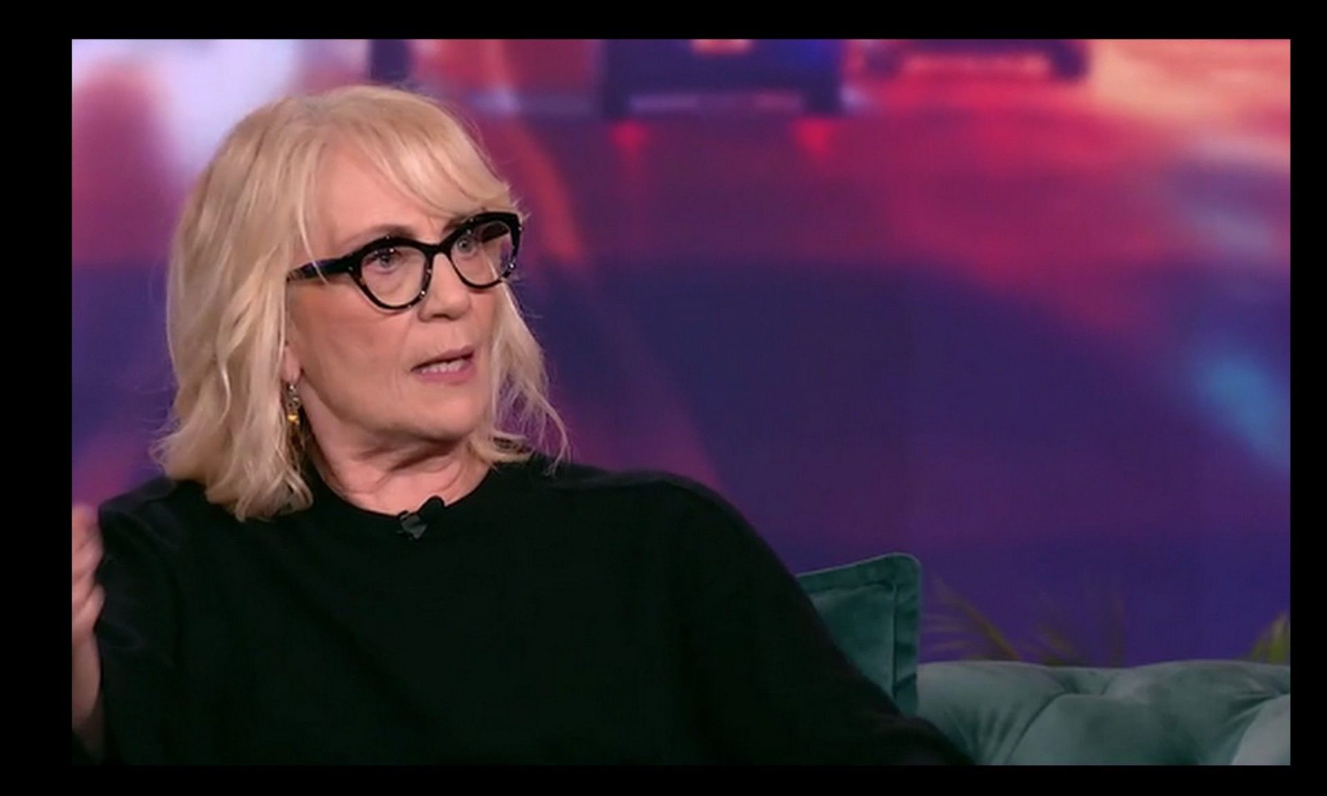 Αφοπλιστική η Θέμις Μπαζάκα – Οι τραγωδίες, το πένθος και το μισθολογικό gap