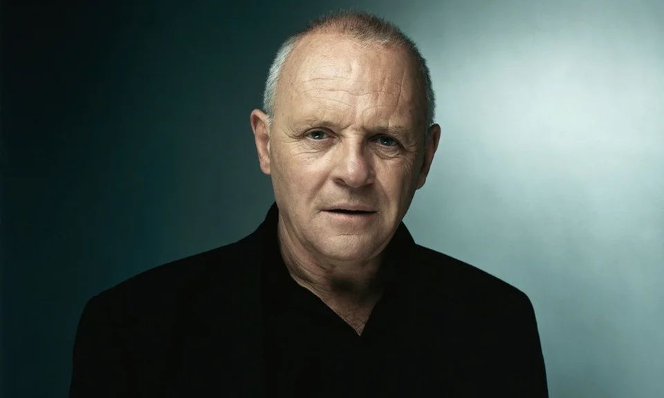 Γενέθλια για τον Άντονι Χόπκινς: Η ζωή, οι ρόλοι και η καριέρα του ανθρώπου-θρύλου