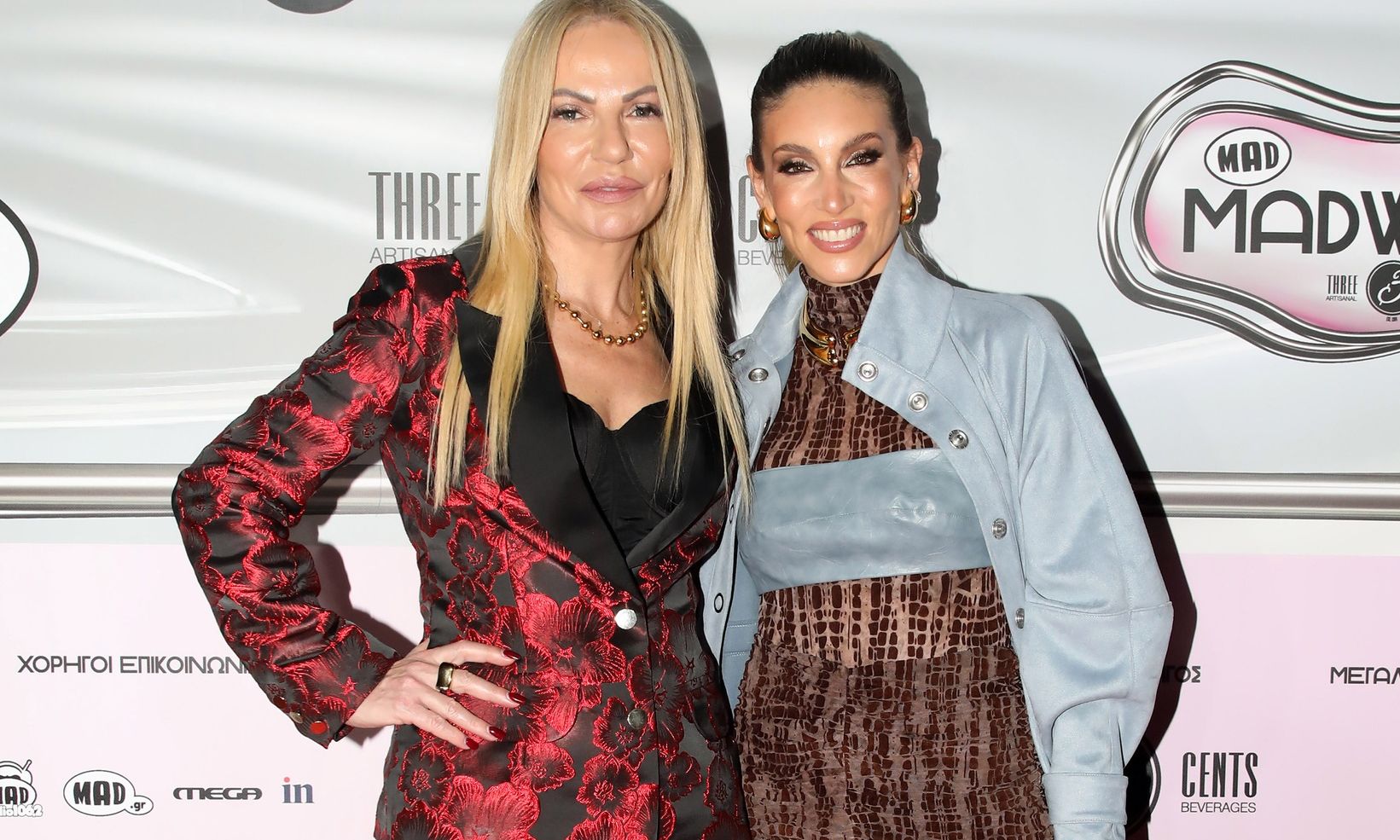 Η νέα επίδειξη μόδας της Έφης Κωστάκη - Ποιοι celebrities έδωσαν το παρών