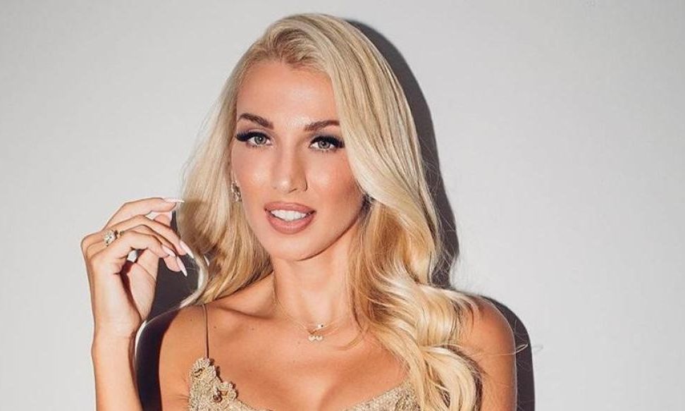 Σπυροπούλου: Επιστρέφει τηλεοπτικά και το ανακοίνωσε!