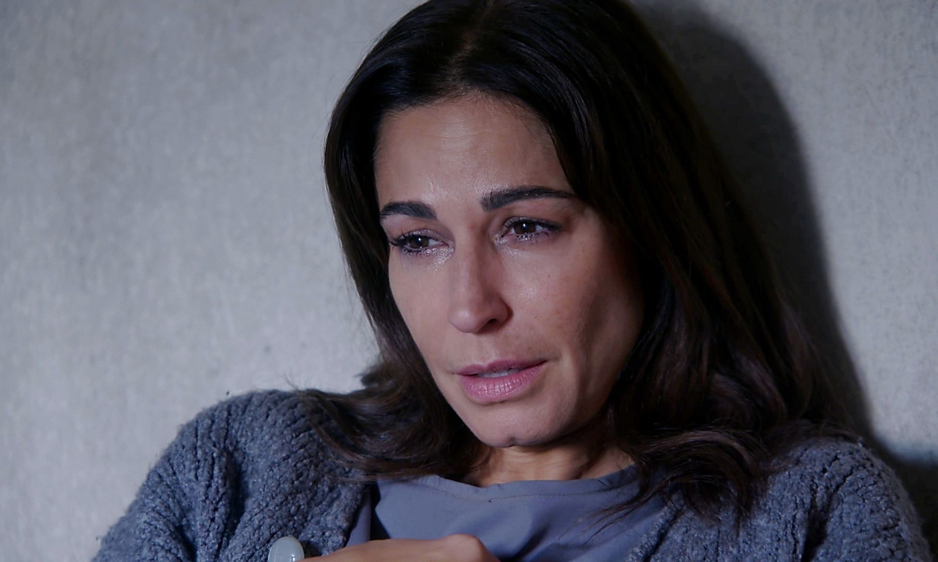 Άγιος έρωτας - Η Χριστίνα λέει την αλήθεια στον Αντρέα