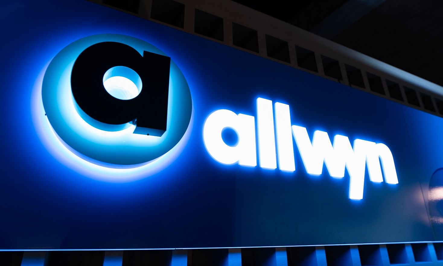 Επενδυτικές τράπεζες και αναλυτές για το deal Allwyn – ΟΠΑΠ