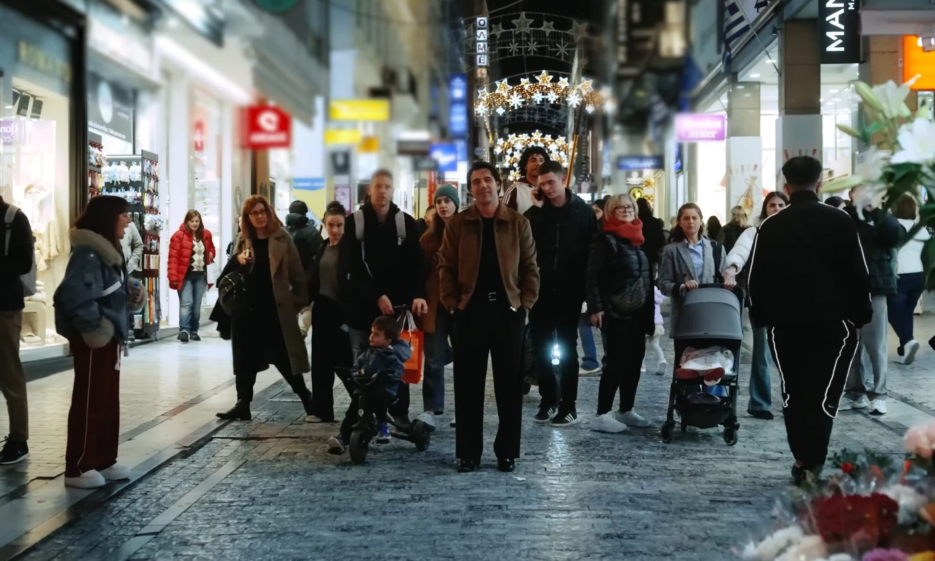 Πέτρος Ιακωβίδης: Το συγκηνιτικό του video μαζί με το κοινό & τους Θεοδωρίδου, Ελληνίδου, Φοίβο