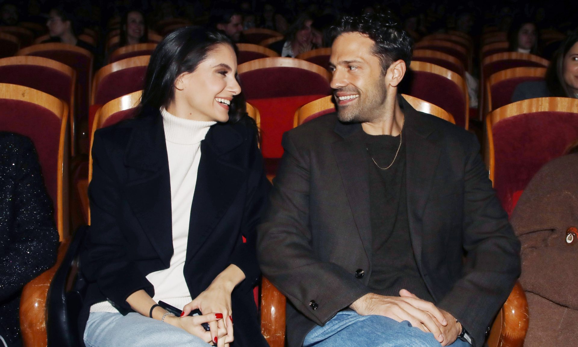 Αλεξάνδρα Νίκα: Το φιλί στον Κωνσταντίνο Αργυρό για του Αγίου Βαλεντίνου – «Για πάντα ερωτευμένοι»