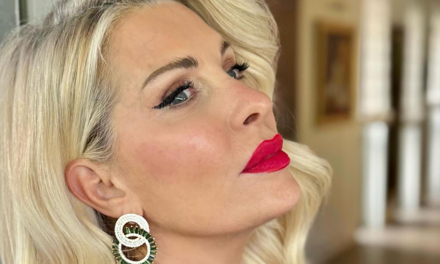 Μενεγάκη – Παντζόπουλος: Η ιδιαίτερη φωτογραφία για τα Χριστούγεννα, η αγκαλιά και οι ευχές