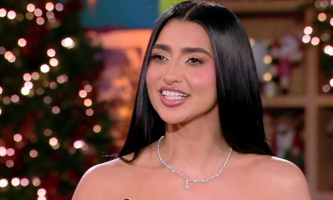 Αναστασία: «Το πρώτο μου μεροκάματο το χάλασα με τις φίλες μου στα Μέγαρα, σε γκόμενους»