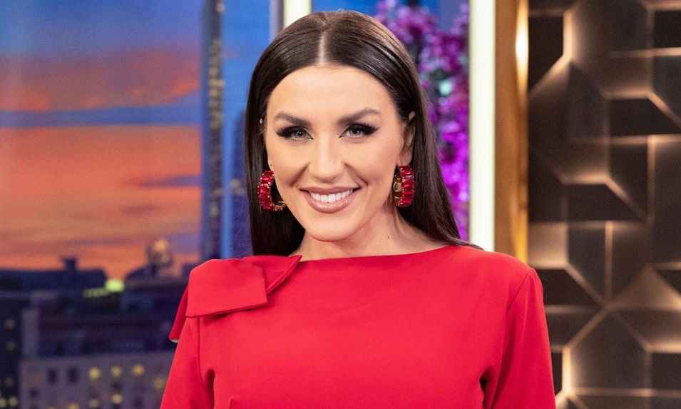 Ιουλία Καλλιμάνη: «Γίνομαι έξαλλη όταν με προσβάλλουν. Δεν μπορώ να ελέγξω τις αντιδράσεις μου»