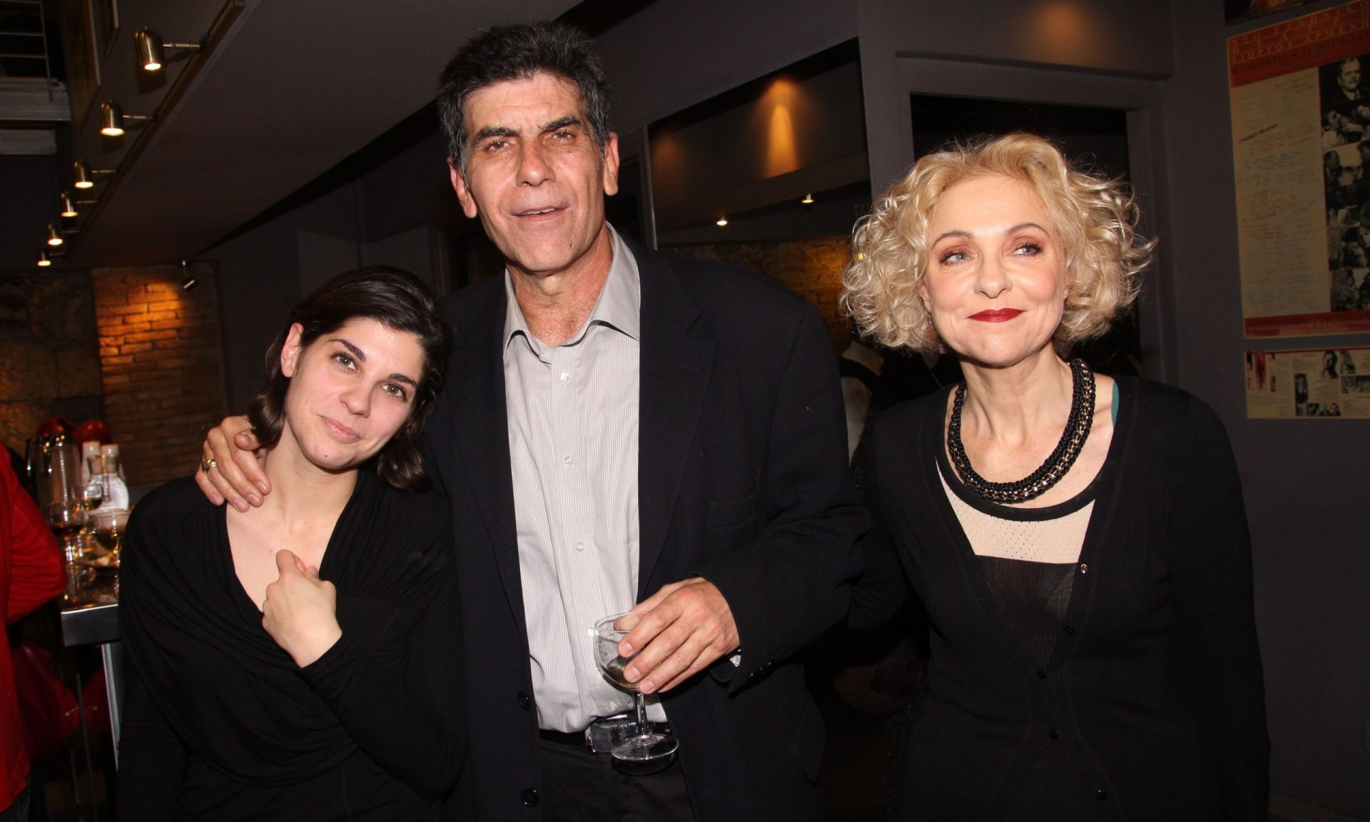 Ηρώ Μπέζου: «Οι ερωτήσεις για τον πατέρα και τη μητέρα μου  έχουν γίνει λίγο γραφικές »