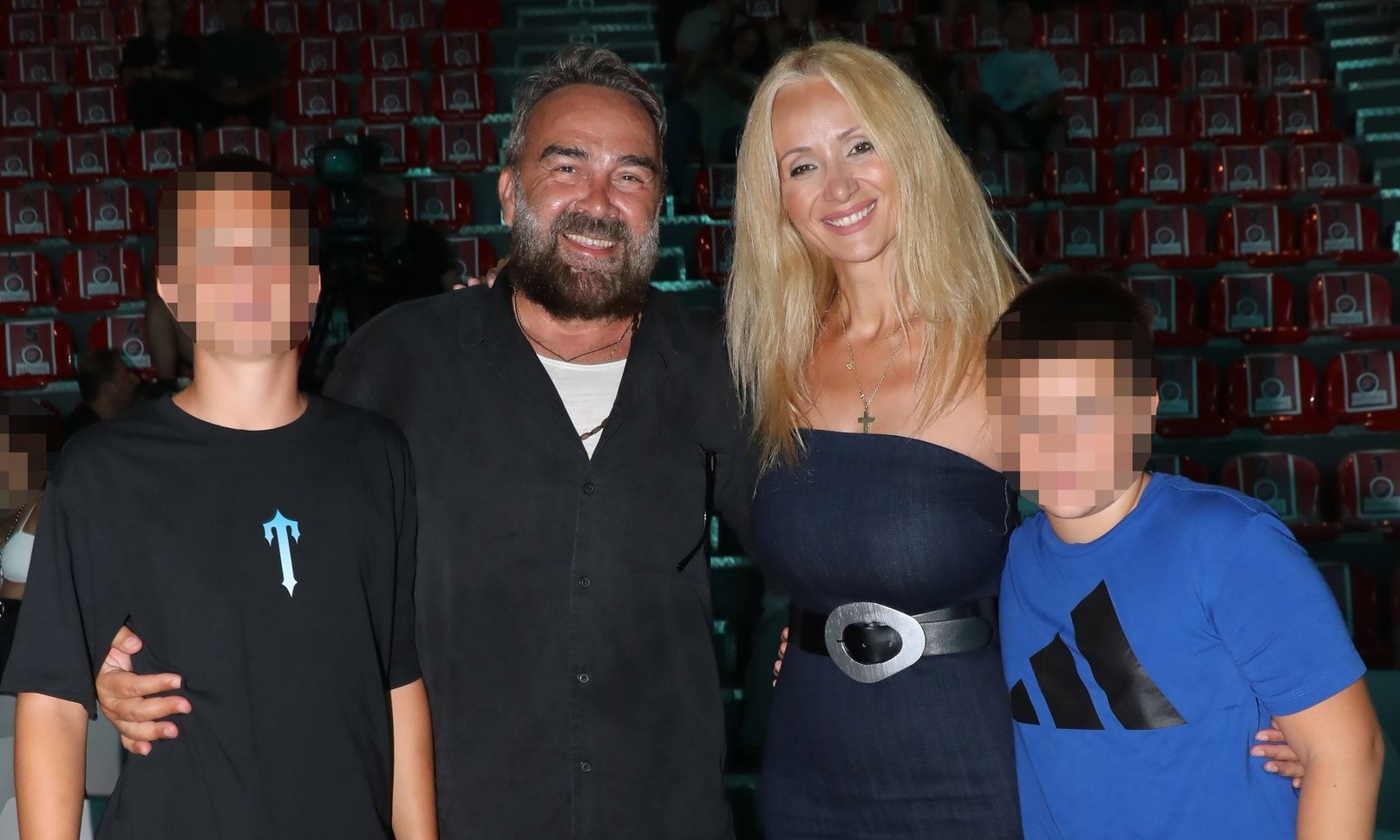 Ναταλί Κάκκαβα: «Δεν θυμάμαι τη ζωή πριν από τα παιδιά μου»