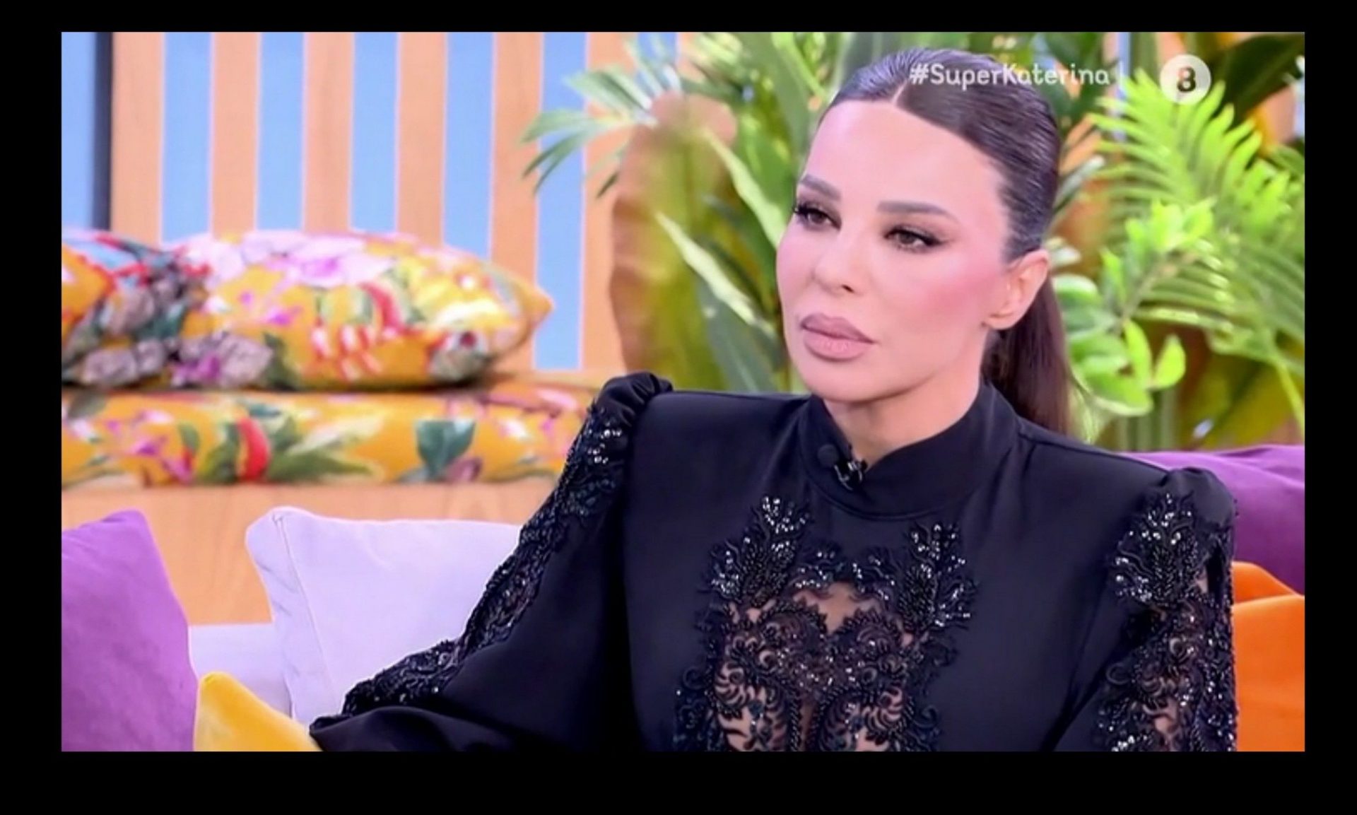 Κέλλυ Κελεκίδου: «Όταν υπάρχουν παιδιά πρέπει να υπάρχει και προσοχή στο τι λες και πώς το λες»