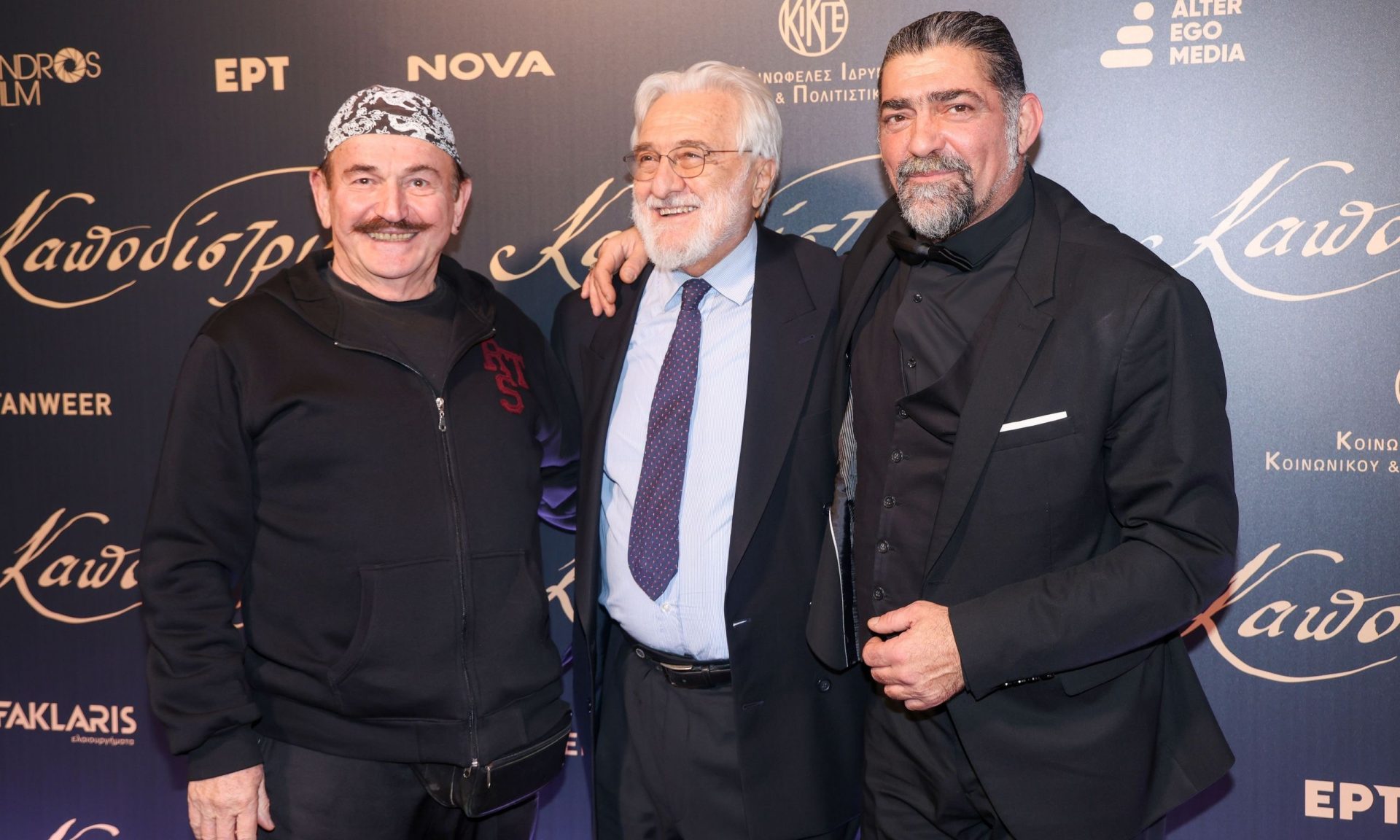 «Είναι δυνατόν δημοσιογράφος να λέει ότι ο Σμαραγδής ψώνισε ηθοποιούς από το κάτω ράφι;»