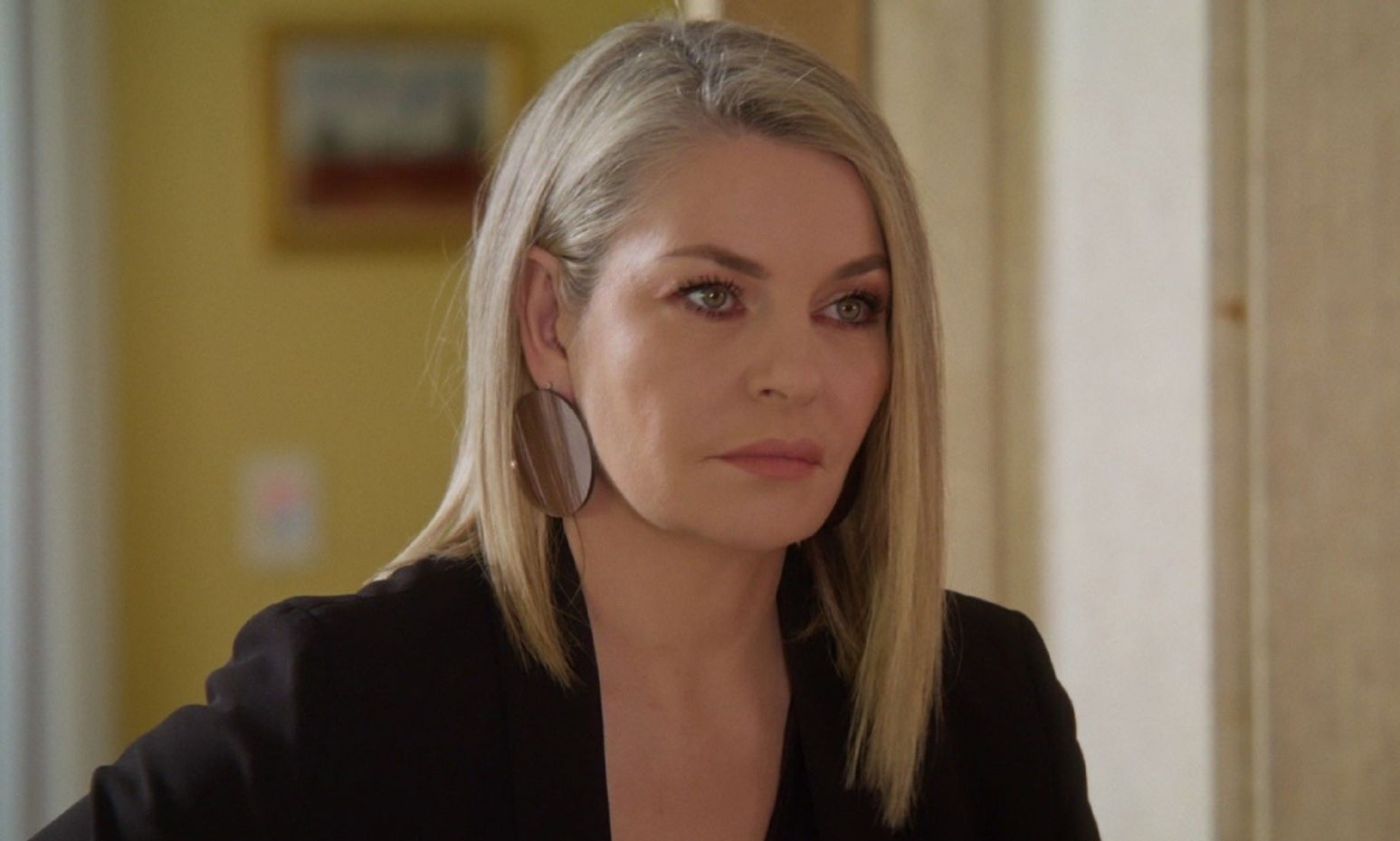 Ελισάβετ Μουτάφη - Να μ' αγαπάς: «Η Σοφία θέλει να πάρει πίσω αυτά που της χρωστάνε & τα διεκδικεί»