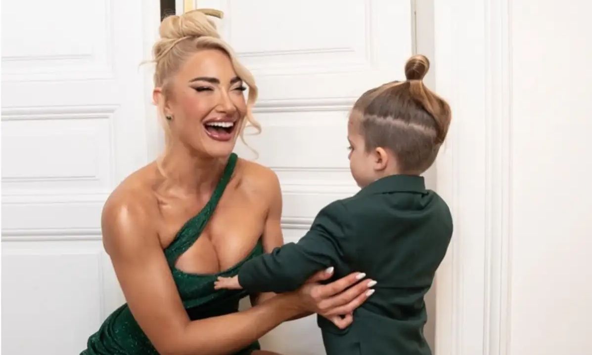 Ιωάννα Τούνη: Το νέο βίντεο με τον γιο της μετά τις αιχμές και το βιβλίο που της πρότεινε ψυχολόγος