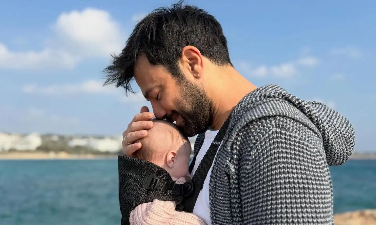 Ανδρέας Γεωργίου - Σιμώνη Χριστοδούλου: Οι λεπτομέρειες για τη βάφτιση της κόρης τους και ο νονός