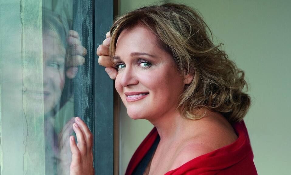 Μαρία Καβογιάννη: Το βίντεο έξω από το σπίτι της στον Βύρωνα θυμίζει κινηματογραφική ταινία