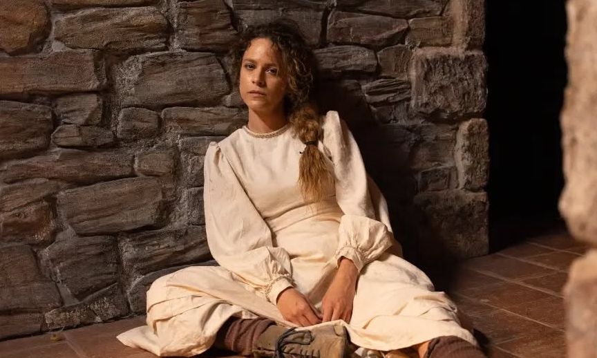 Έλλη Τρίγγου: Θα ήθελα να πιώ ένα κρασί με την Καρέζη και να την ακούω να μου αφηγείται ιστορίες