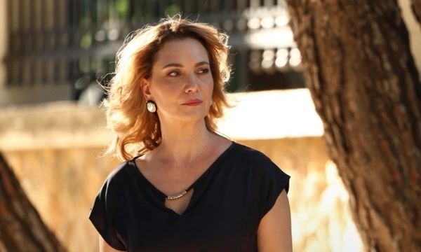 Να μ’ αγαπάς: «Βόμβα» - Η Ζωή κατηγορείται για κλοπή και απάτη! Το δόλιο σχέδιο της Σοφίας