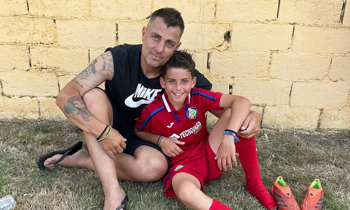 Μανώλης Χανταμπάκης: Ο τραυματισμός και η φωτό που ανέβασε ο μπαμπάς Στέλιος, μέσα από το νοσοκομείο