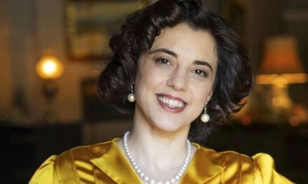 To σπίτι δίπλα στο ποτάμι – Θεοχάρη: Ήθελα πολύ να συμμετέχω σε μια σειρά εποχής