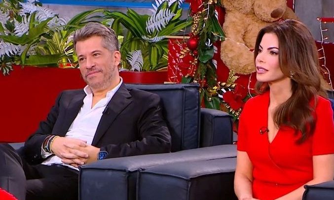 Αντελίνα Βαρθακούρη: Το τρυφερό μήνυμα για τον Χάρη: «Στον άντρα μου, στον έρωτά μου, στα πάντα μου»