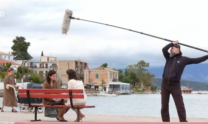 Άγιος έρωτας - Στα γυρίσματα της σειράς: «Η Χλόη και ο Νικόλαος θέλουν να ζήσουν τον έρωτά τους»