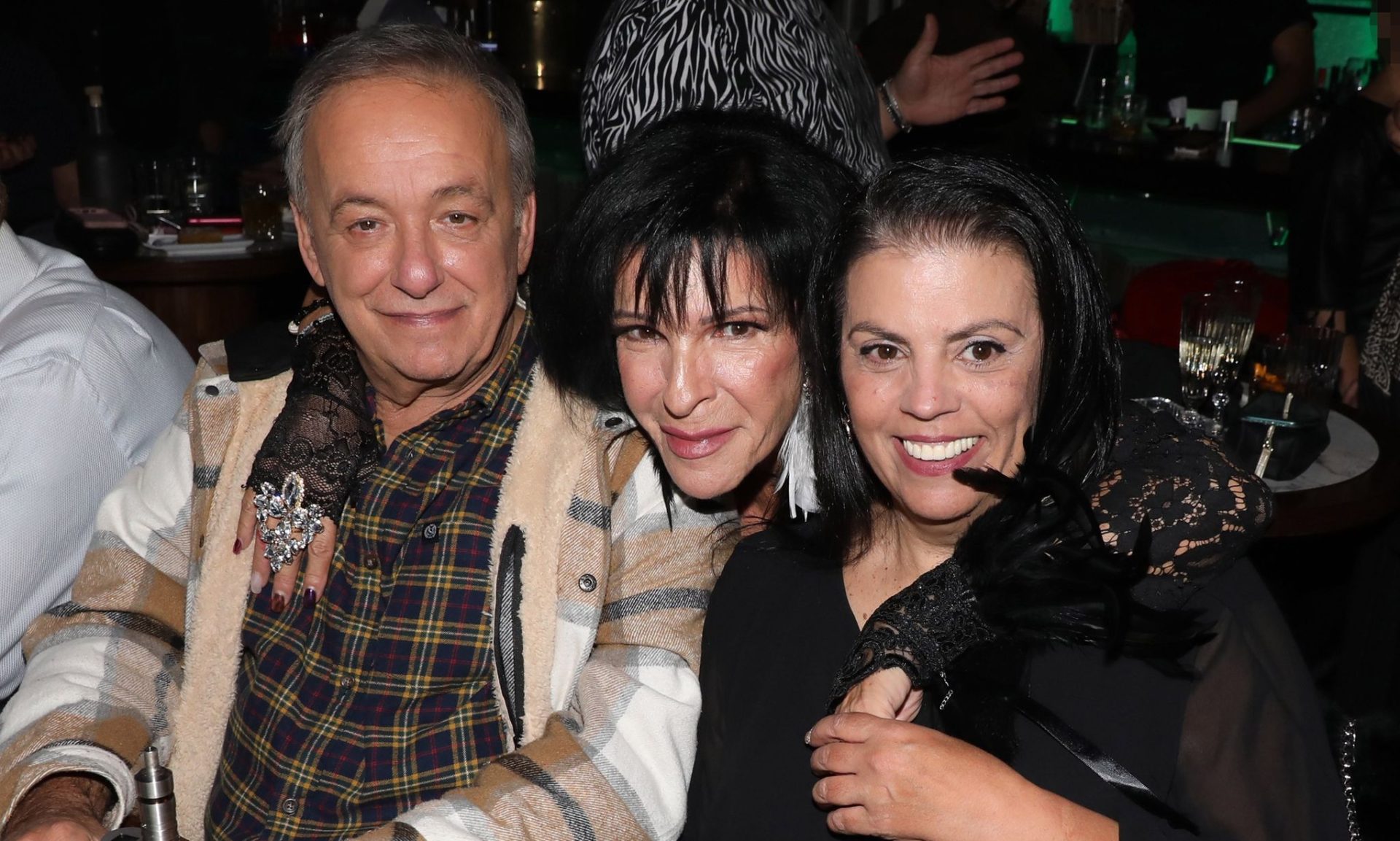 Μικρούτσικος: Γάμος τον Μάιο με την Ελένη του σε κλειστό κύκλο & με την ευχή της Σοφίας Βόσσου!