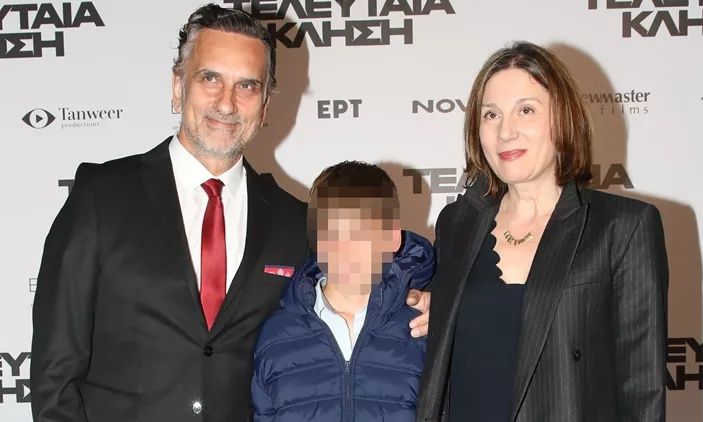 Νίκος Ψαρράς: Σπάνια εμφάνιση με τη σύζυγό του, Έλενα Καρακούλη και τον γιο τους