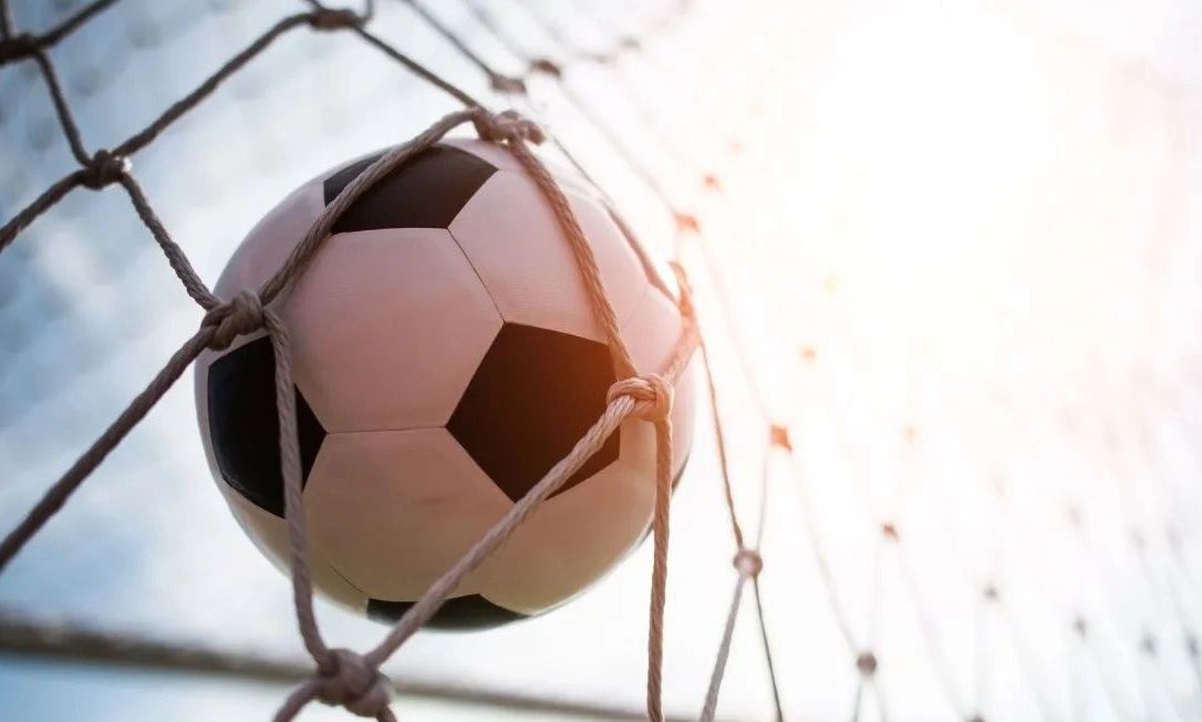 Η προτελευταία αγωνιστική της Super League με αμέτρητες αγορές στα καταστήματα Allwyn