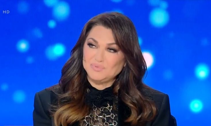 J2US–Γαρμπή: «Έπρεπε να το παίξετε ερωτευμένοι! Το τραγούδι το λέω με τον Διονύση και λιώνουμε»