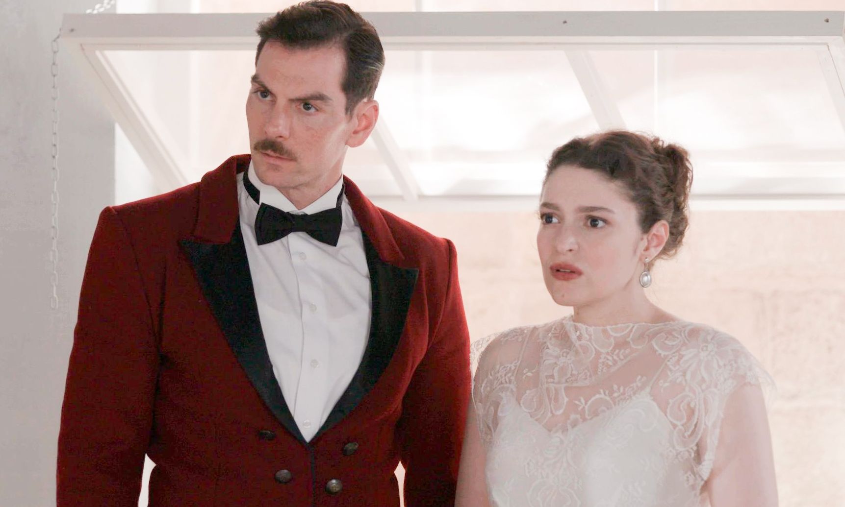 Grand Hotel: Η Αλίκη χωρίζει τον Πέτρο και φεύγει από την Ελλάδα