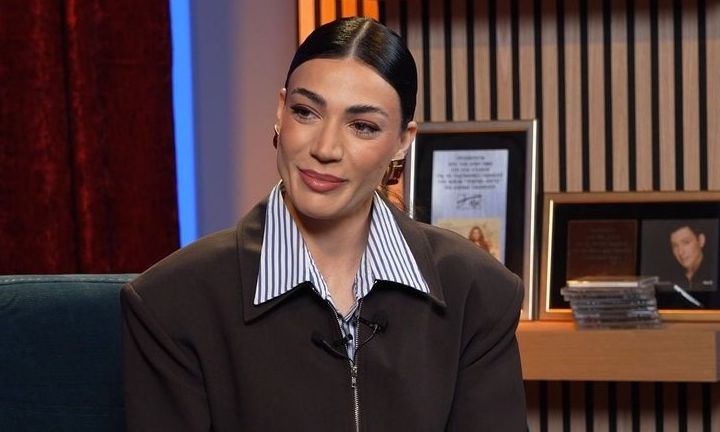 Ήβη Αδάμου: «Για να επιβιώσεις σε αυτή τη δουλειά, σίγουρα θέλει και αλητεία... Εγώ θα μείνω»