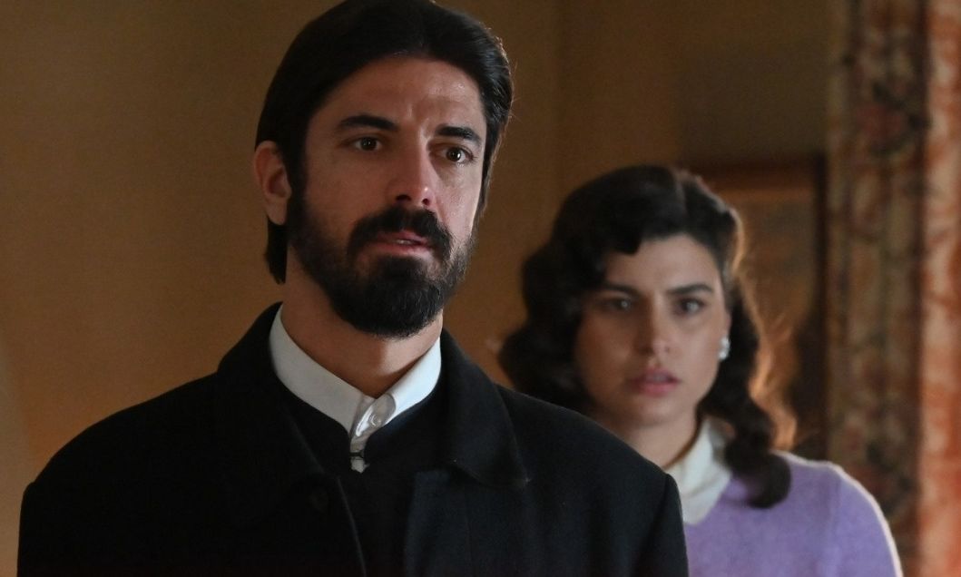 Άγιος έρωτας: Η Χλόη αποκαλύπτει τη σχέση της με τον πατέρα Νικόλαο