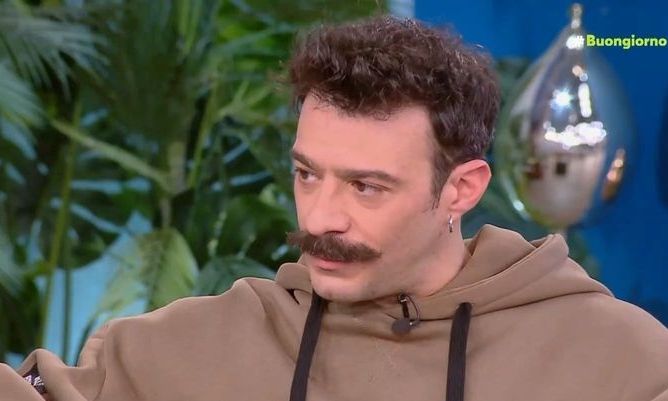 Κωνσταντίνος Γαβαλάς για τα ατυχήματά του: «Έκανα να πιάσω το παιδί μου δύο μήνες»