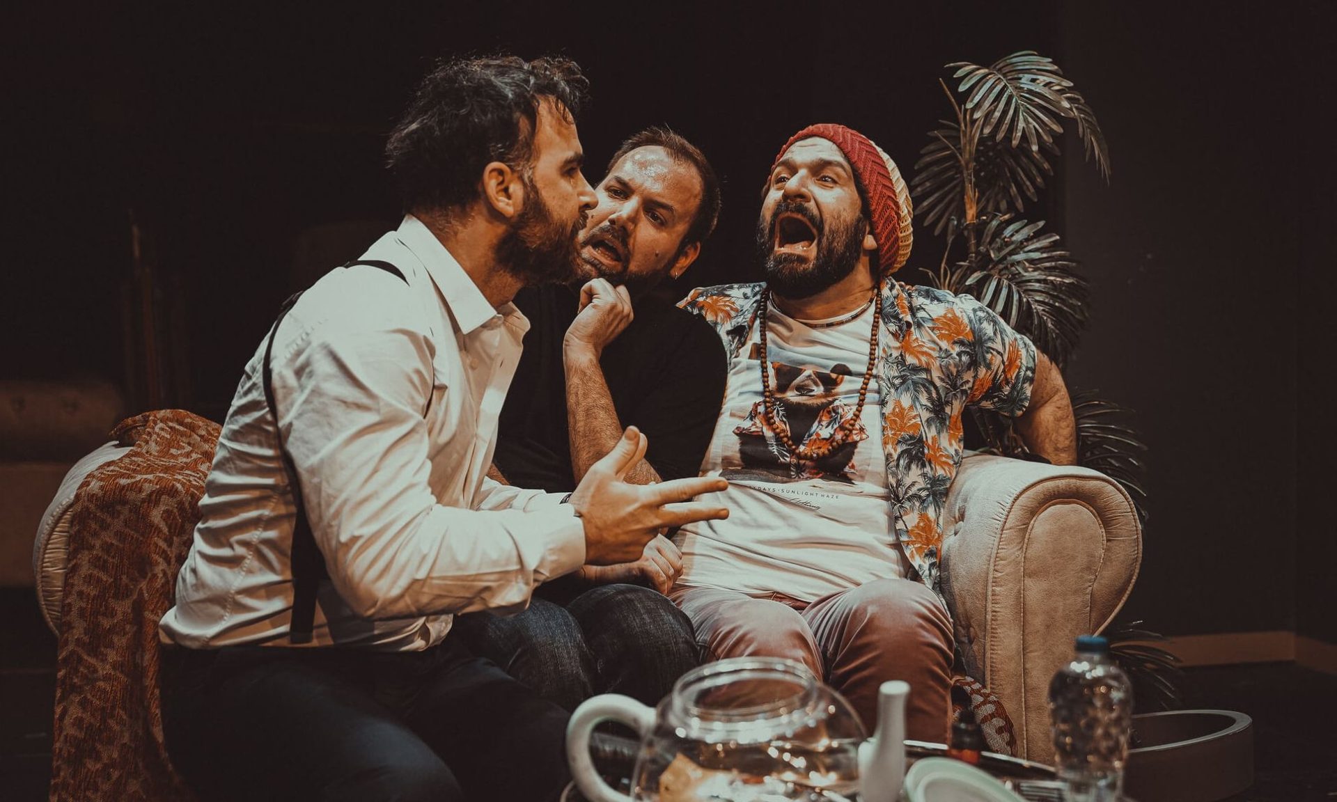 Παράσταση παραστάσεων για τον «Ημιυπαίθριο» του Γιώργου Αλκαίου